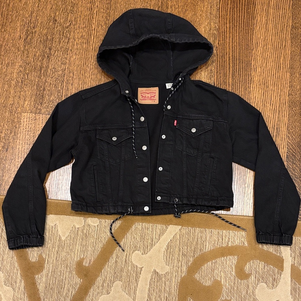 Levi's Women Cropped Black Denim Jacket with Hood